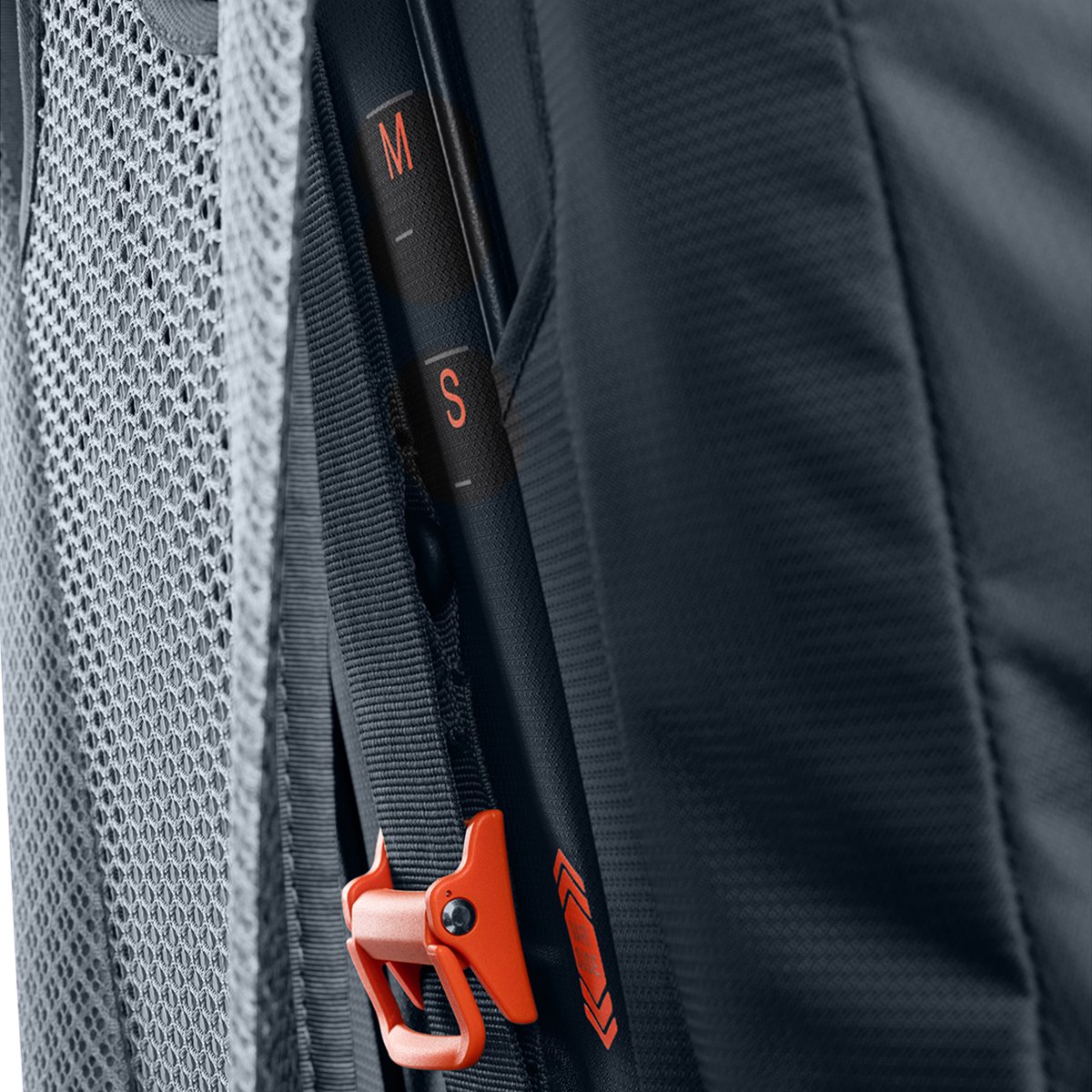 Deuter Futura Air Trek 60 + 10 Litre Outdoor Sırt Çantası